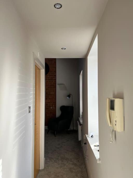 Gorgeous 2 Bed Loft Style Apartment Manchester Esterno foto